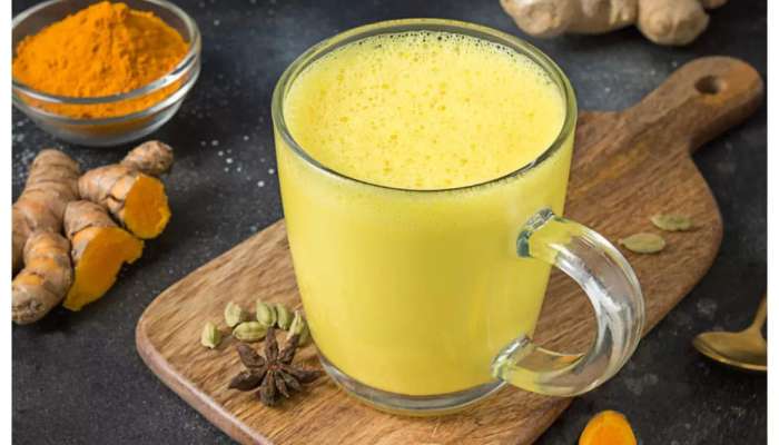 Haldi Dudh: શરીર માટે હીટર જેવું કામ કરશે હળદરવાળું દૂધ, શિયાળામાં શરીર માટે વરદાન