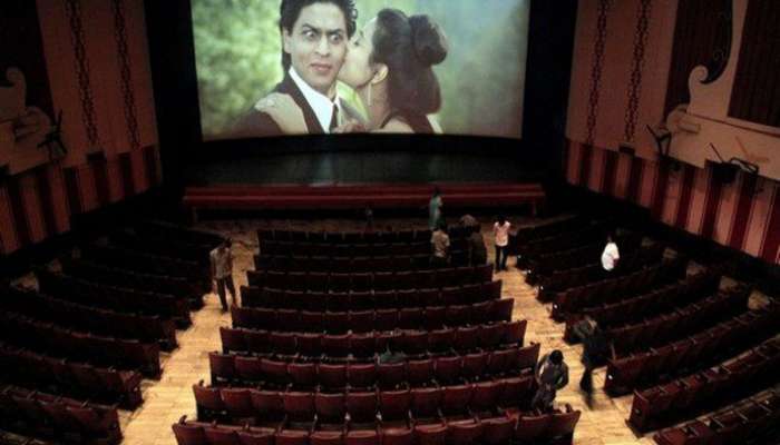 Bollywood: બોલીવુડમાં શુક્રવારે અને સાઉથમાં ગુરુવારે ફિલ્મ શા માટે રિલીઝ થાય છે? જાણો કેવી રીતે શરુ થઈ આ પ્રથા