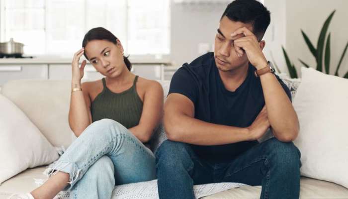 Relationship Tips: લગ્નજીવનને બર્બાદ કરે છે આ 5 બિહેવિયર, સંબંધો માટે છે રેડ ફ્લૈગ