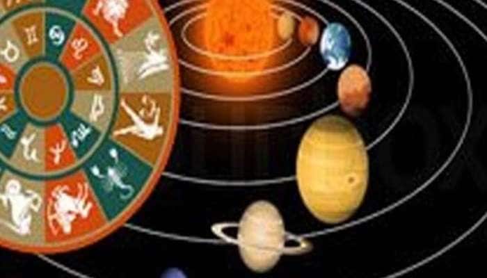 વર્ષો પછી મીન રાશિમાં બનશે ત્રિગ્રહી યોગ, 3 રાશિઓને અચાનક થશે ધનલાભ, કારર્કિદી ચમકશે