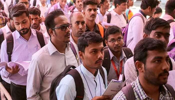 અહીં ફેલ નીકળ્યું ગુજરાત મોડલ! ગુજરાતમાં અન્ય રાજ્યો કરતા મળે છે ઓછો પગાર, થાય છે કર