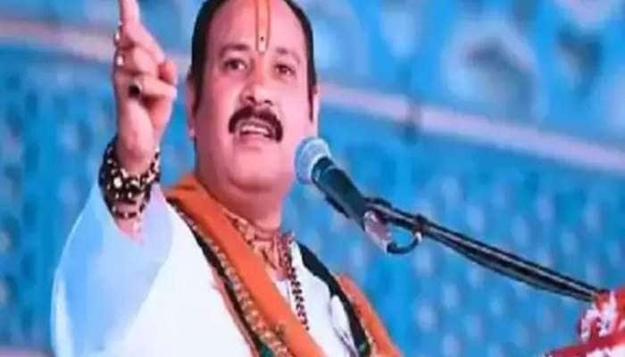 ખોટા વ્યક્તિના ચક્કરમાં ફસાયા તો ફ્રિજમાંથી 41 ટુકડા મળશે, કથાકારની દીકરીઓને ચેતવણી