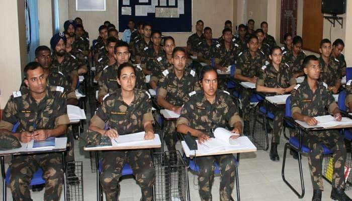 Job Vacancy: ઈંડિયન આર્મીમાં નીકળી બંપર ભરતી, પગાર 2,50,000 સુધીનો, જાણો વિગતો