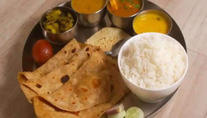 Rice and Roti: ભાત અને રોટલી બંને એકસાથે ખાવાની આદત છે? તો શરીરને થઈ શકે છે આ સમસ્યા