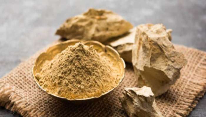 Skin Care Tips: મુલ્તાની માટીમાં આ વસ્તુ મિક્સ કરી લગાડજો ચહેરા પર, મેલ નીકળી જશે અને સ્કિન દેખાશે રુપાળી