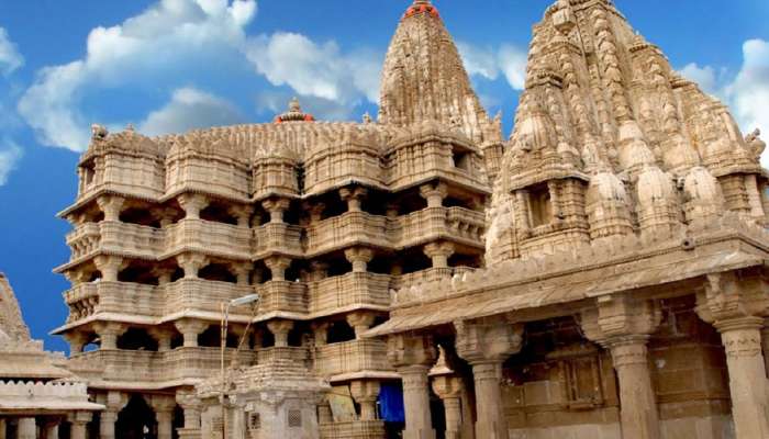 દ્વારકા જિલ્લામાં સવારે 6 કલાક સુધી બ્લેકઆઉટ, જગત મંદિર સાંજે 7.30 કલાકે થઈ જશે બંધ
