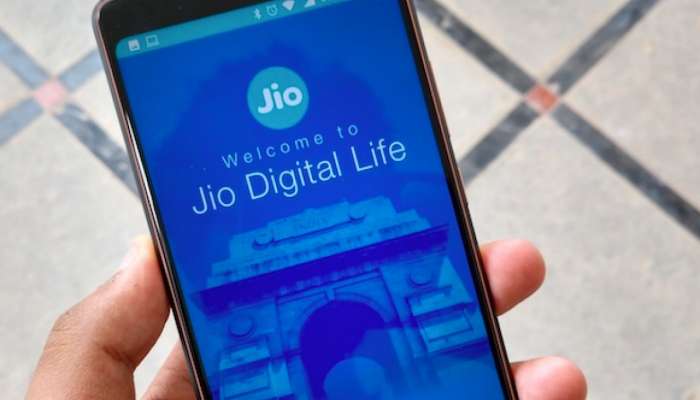 Jio ના 3 સસ્તા રિચાર્જ પ્લાન, 300 રૂપિયાથી ઓછી કિંમતમાં બમ્પર ડેટા અને કોલિંગનો ફાયદો