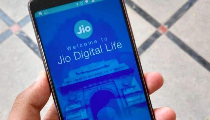 Jio ના 3 સસ્તા રિચાર્જ પ્લાન, 300 રૂપિયાથી ઓછી કિંમતમાં બમ્પર ડેટા અને કોલિંગ