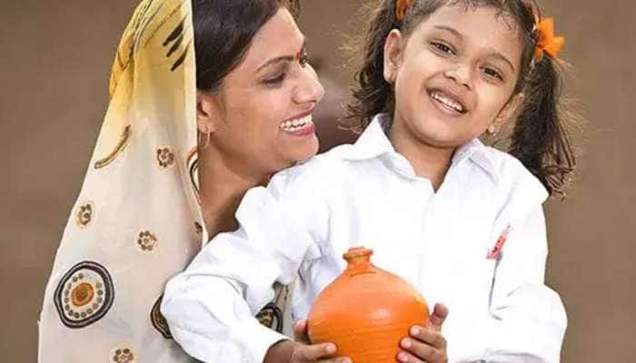 આ સરકારી યોજનામાં ખોલાવો તમારી દીકરીનું ખાતું, મળી શકે છે 70 લાખ રૂપિયા ! 