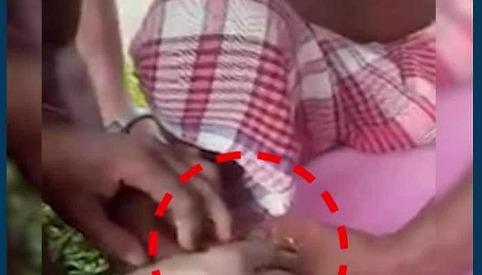 VIDEO: બંગાળમાં બની અનોખી ઘટના! ગળામાં તાવીજ બાંધેલી માંગુર માછલી જોવા મળતા લોકો થયાં કુતૂહલ
