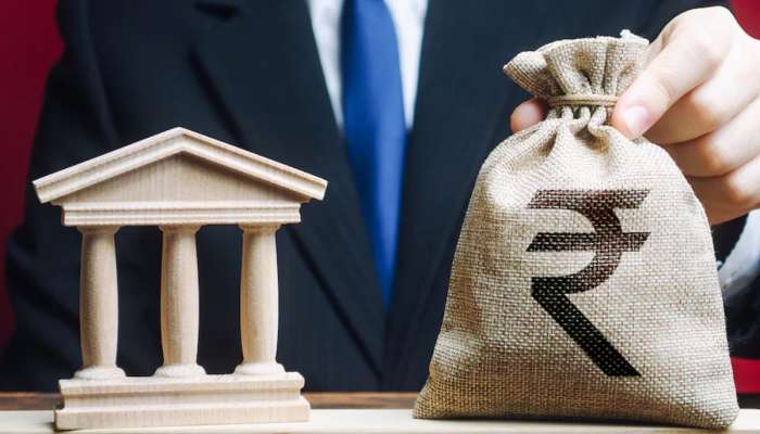 વ્યાજ દર ઘટ્યા, સસ્તી થઈ લોન...કઈ બેંકમાંથી 5 લાખની લોન લેવા પર આવશે સૌથી ઓછી EMI ?