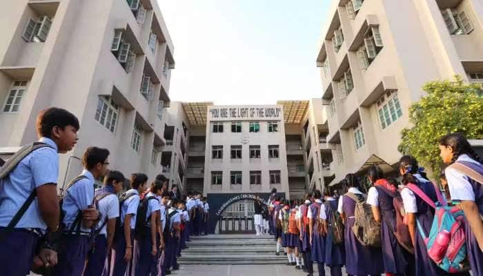 સેવન્થ ડે સ્કૂલમાં પ્રવેશ રદ કરાવવા પૂછપરછ શરૂ, વાલીઓની મદદ કરશે DEO કચેરીના અધિકારી