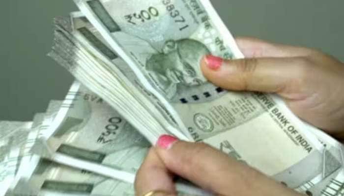 ઘર બેઠા દર મહિને થશે 9000 રૂપિયાની કમાણી, બસ પોસ્ટ ઓફિસ જઈને કરાવી લો આ કામ