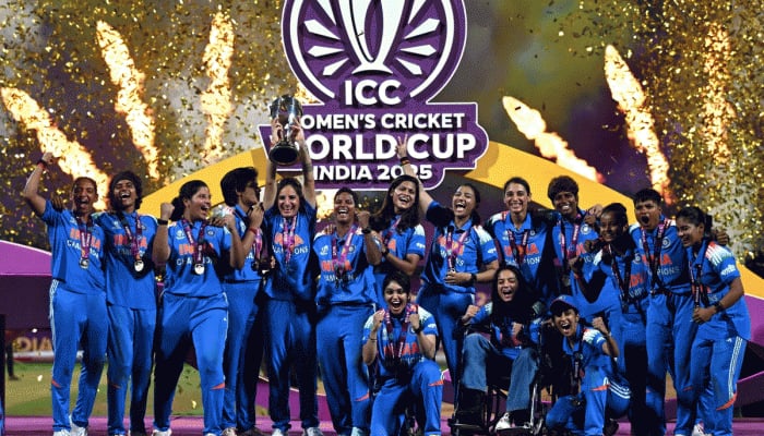 ટ્રોફી જીતતા જ પૈસાનો વરસાદ...BCCI એ ICC કરતા પણ ધરખમ કેશ પ્રાઈઝની જાહેરાત કરી