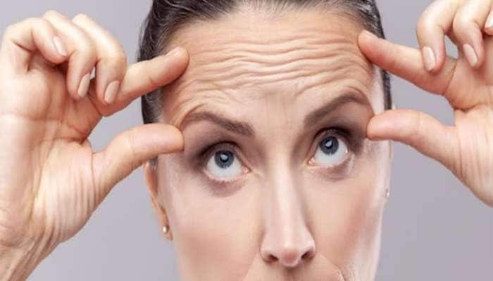 ચહેરાની ત્વચા ઢીલી પડતી જાય છે ? ખાવા લાગો આ વસ્તુઓ, સ્કિન રહેશે ટાઈટ અને હેલ્ધી