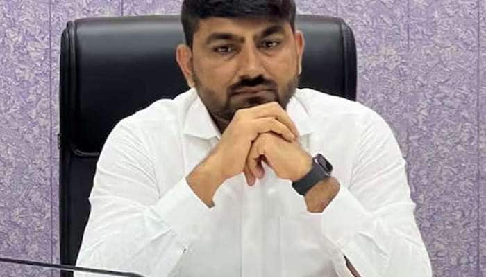 સુરેન્દ્રનગરના કલેક્ટર રાજેન્દ્ર પટેલની અંતે બદલી,DDO કે.એસ. યાજ્ઞિકને સોંપાયો ચાર્જ