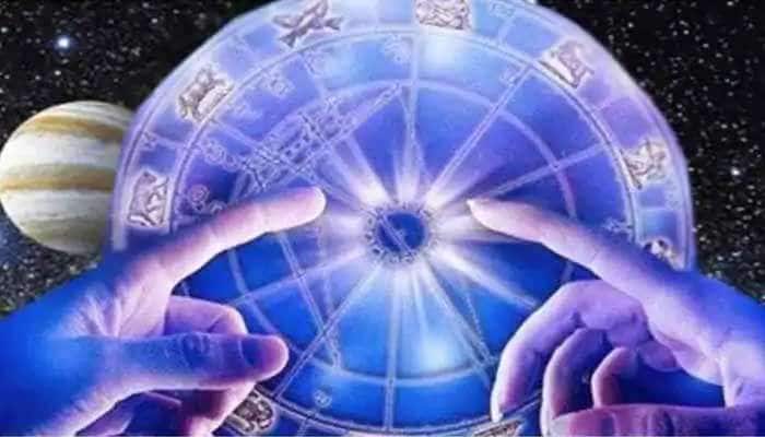 Daily Horoscope 26 January 2021: Republic Day ના દિવસે આ રાશિના જાતકોનું ભાગ્ય ચમકશે, જાણો રાશિફળ Daily Horoscope 26 January 2021: Republic Day ના દિવસે આ રાશિના જાતકોનું ભાગ્ય ચમકશે, જાણો રાશિફળ