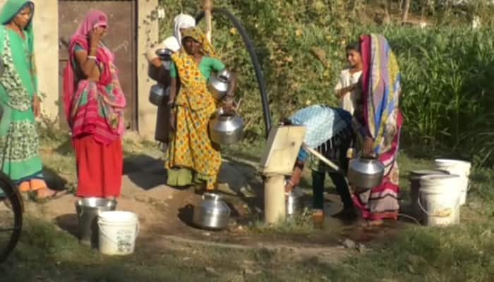 Photos : જ્યાં સુધી આકરા તાપમાં પરસેવો ન પાડે, ત્યાં સુધી આ ગામની મહિલાઓને